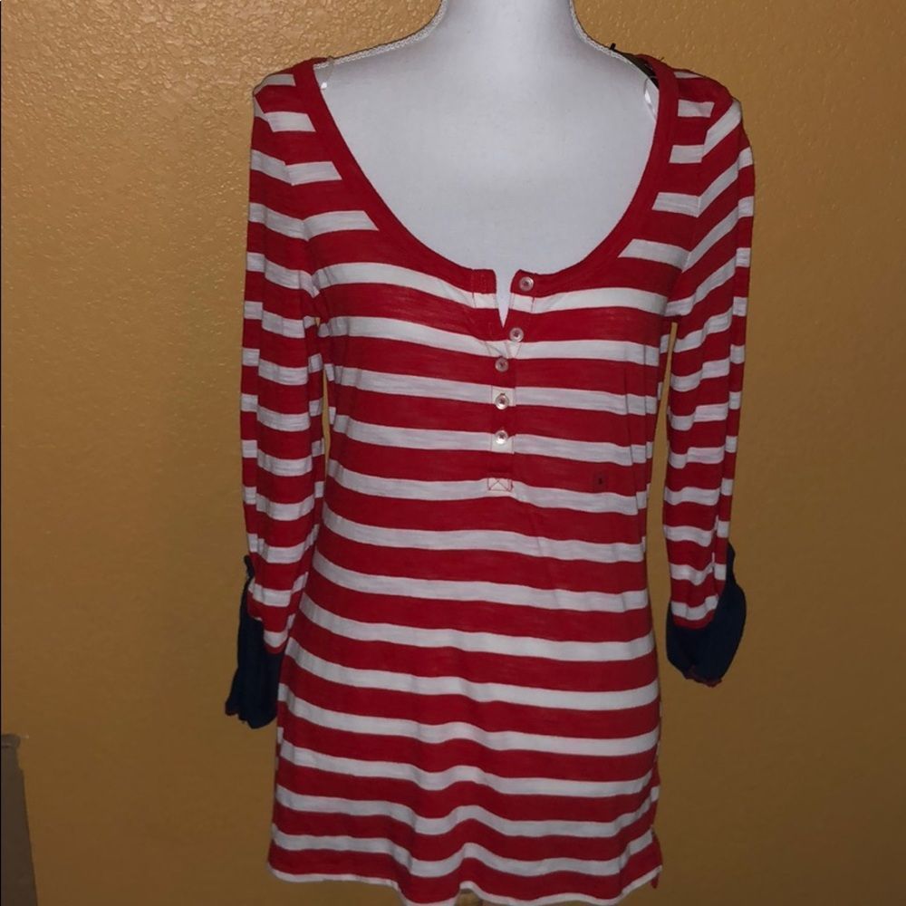 NWT red and white Stripes with 3/4 of Sleeves